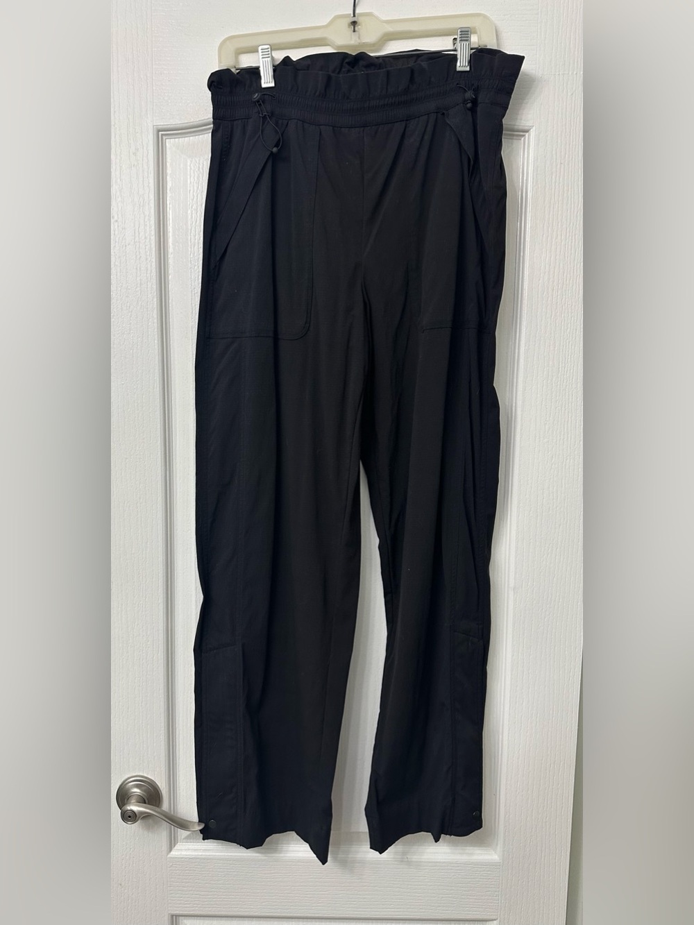 Black women’s casual pants Classic Straight Fit rip-stop material